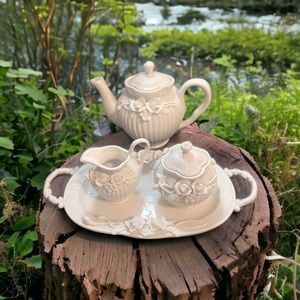 Gracie China 3D Victorian Rose Tea Set